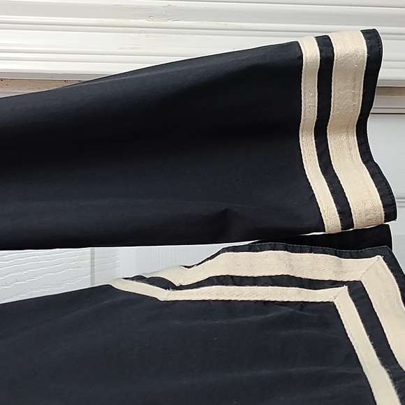 Jones Wear Studio Blouse - Picture 4 of 12